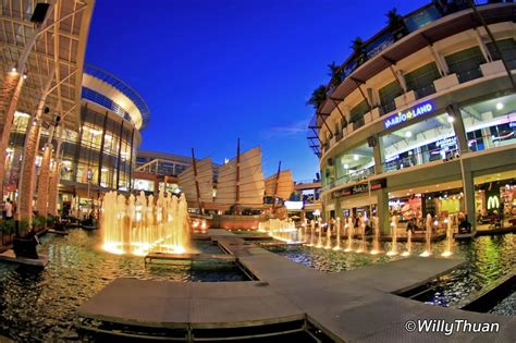 Jungceylon Shopping Mall - Luxury Shop and Entertainment Paradise on Phuket!